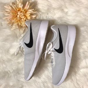 nike all day comfort